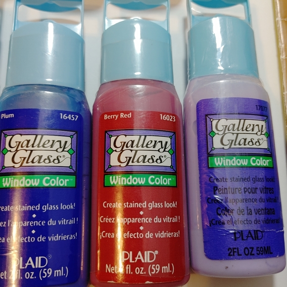New old Stock - Lot of 8 Gallery Glass Sealed Vintage Glass Paints w Bonus Book - Picture 10 of 15
